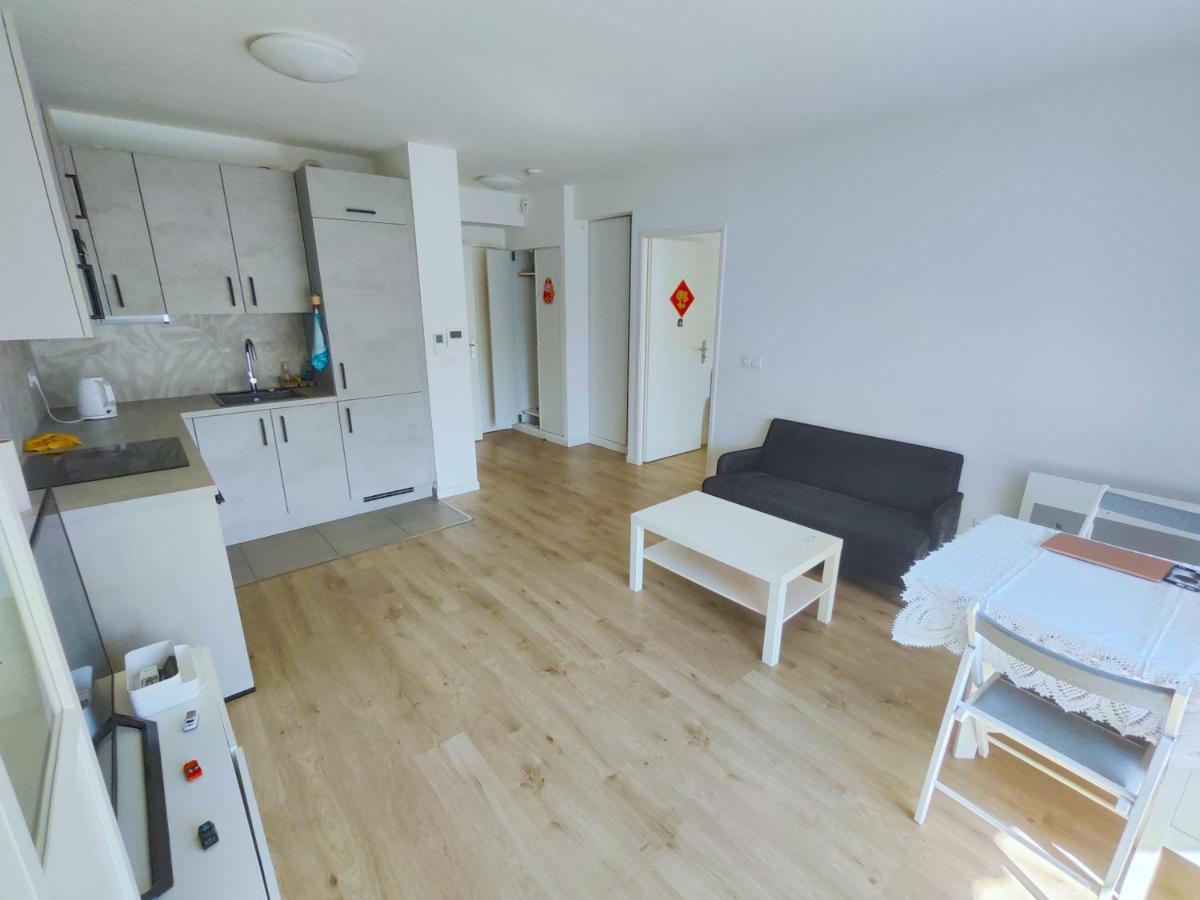 Cozy Sunshine Apartment With Balcony 4 Persons Max Ivry-sur-Seine Exterior photo